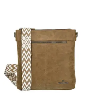 Enrico Benetti Schoudertas Stacey Camel