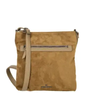 Enrico Benetti Schoudertas Norah Camel